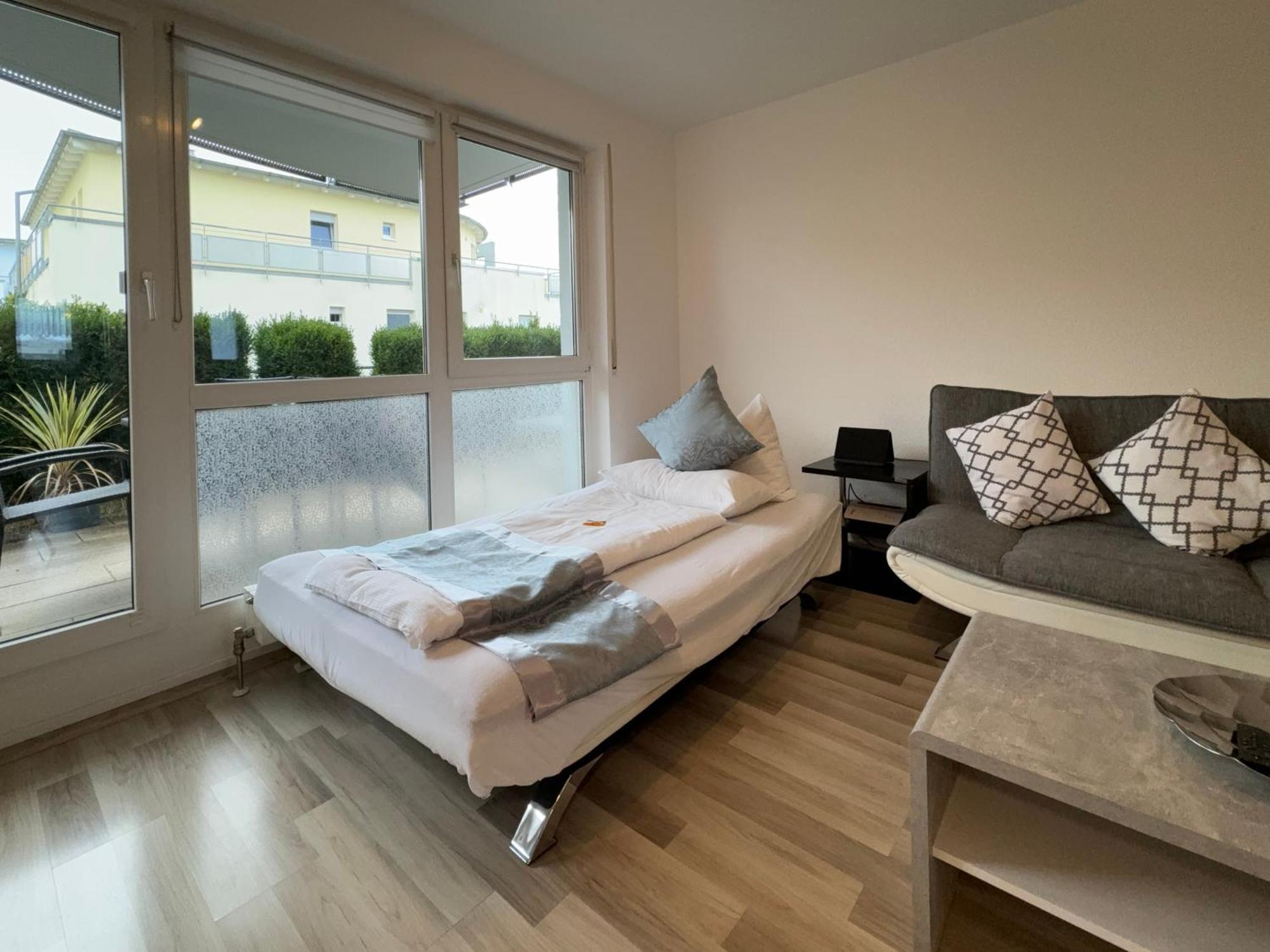 Appartement Janina in S-Bahn Nähe, 76 qm, max 4 Pers, Internet 1000 MBit Gärtringen Exterior foto